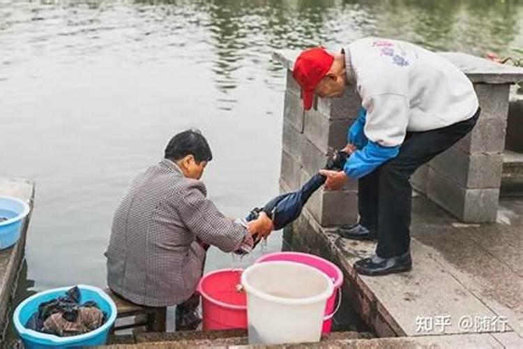 梦见自己骑车刹车