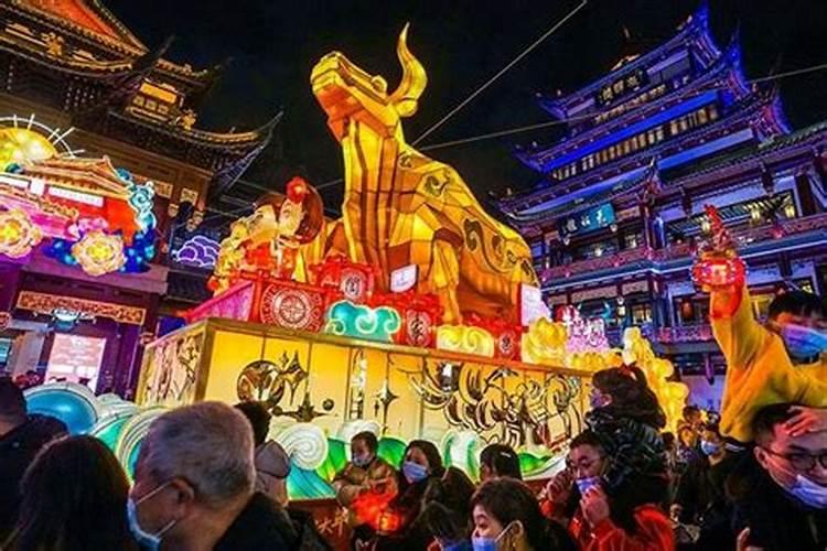 梦见吃五彩糯米饭的预兆
