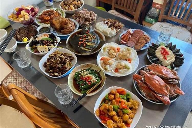 5月属鸡的命运怎么样,1969年属鸡的人5月二十生日午时的命运
