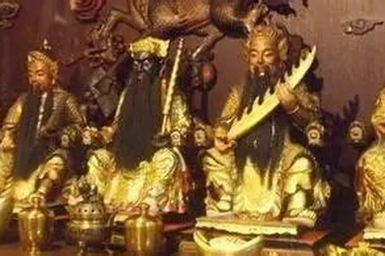 怎么看一生有几段婚姻 看无名指与中指远离