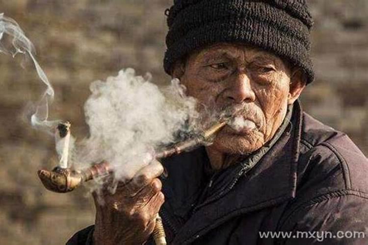 梦见自己跟自己的亲妹妹说话什么意思