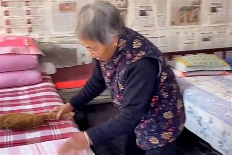 梦见高龄老奶奶的预兆