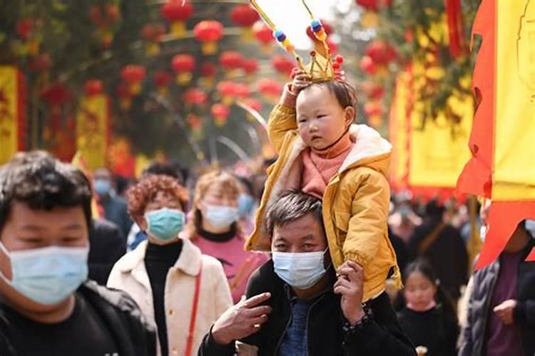 嫁给老男人=嫁给幸福吗？