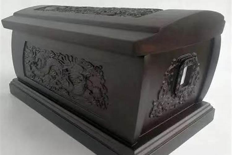 梦到黑色棺材是什么意思