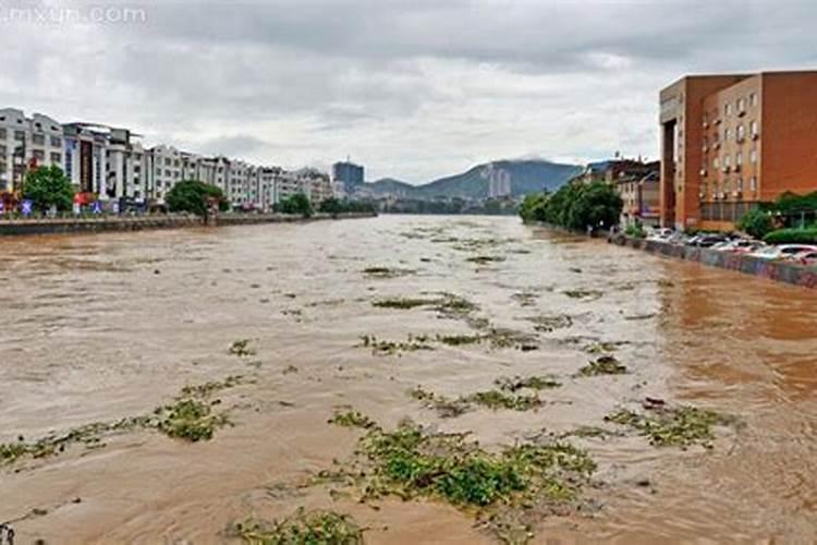 周公解梦梦见发大水是什么意思