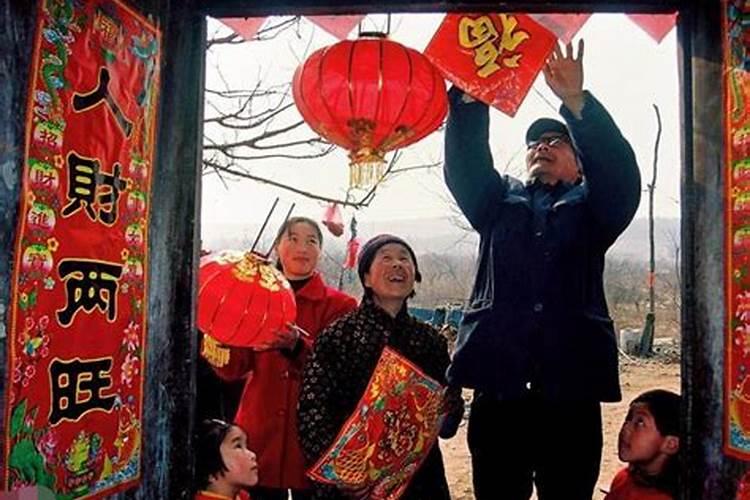 属鸡的23岁9月22生日爱情不顺利,事业呢？运气今年好吗？