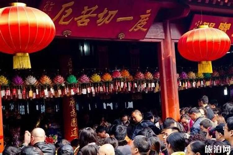 给女儿求姻缘最有效的方法客厅西南挂山水画可旺桃花？