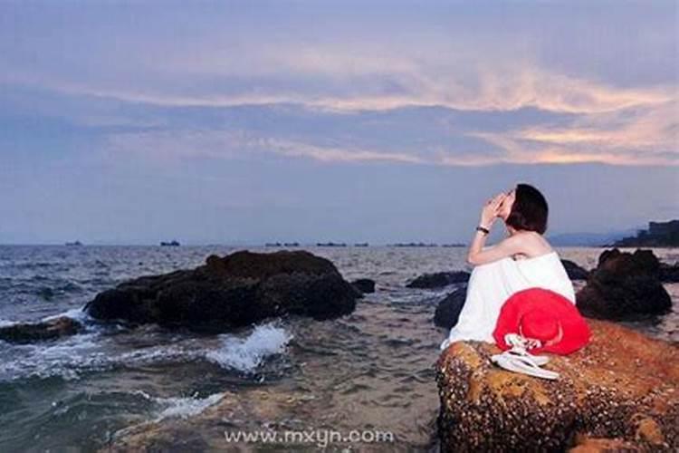 周公解梦大全梦见大海海水,梦见又蓝又干净的大海