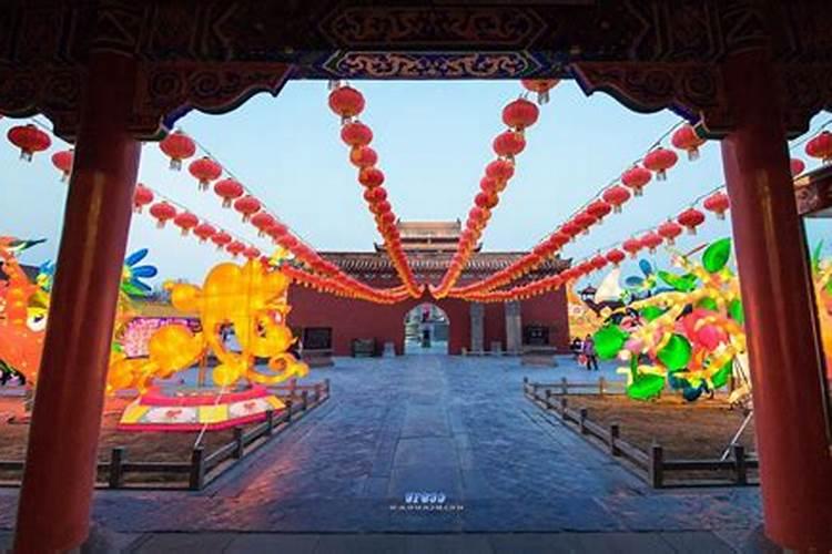 正月十四放烟花还是十五放