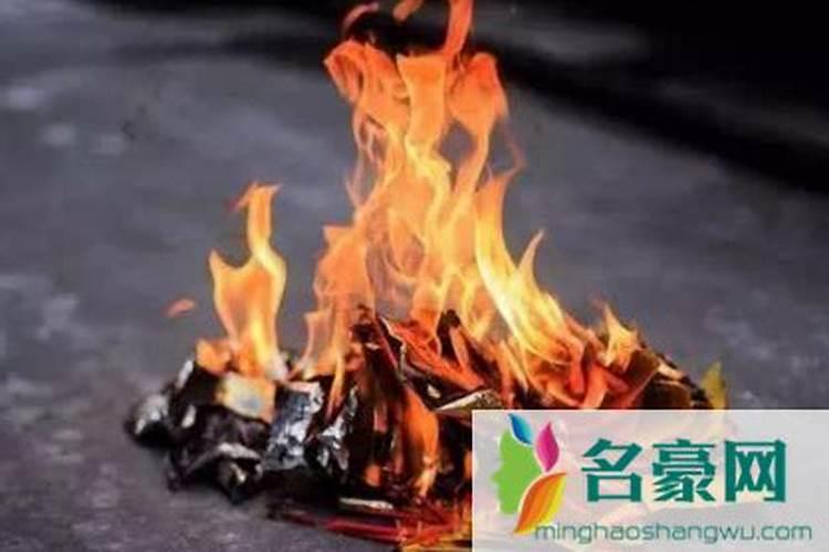 七月半每年都要烧纸吗 是不是七月半每年都要烧纸