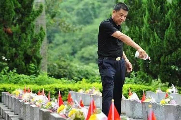 清明节纪念天堂的亲人的朋友圈
