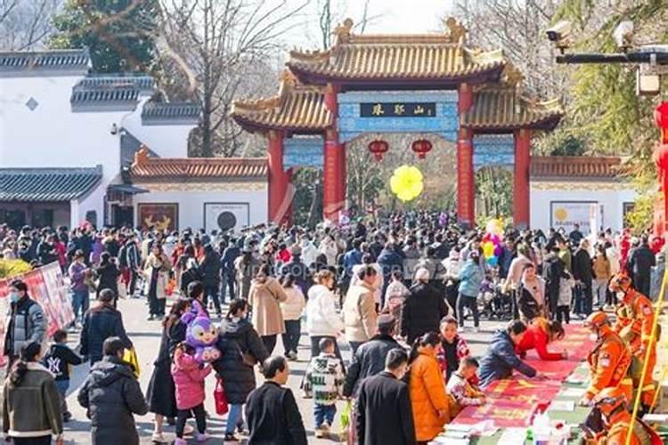铜仁市第十五中学中考录取分数线是多少？