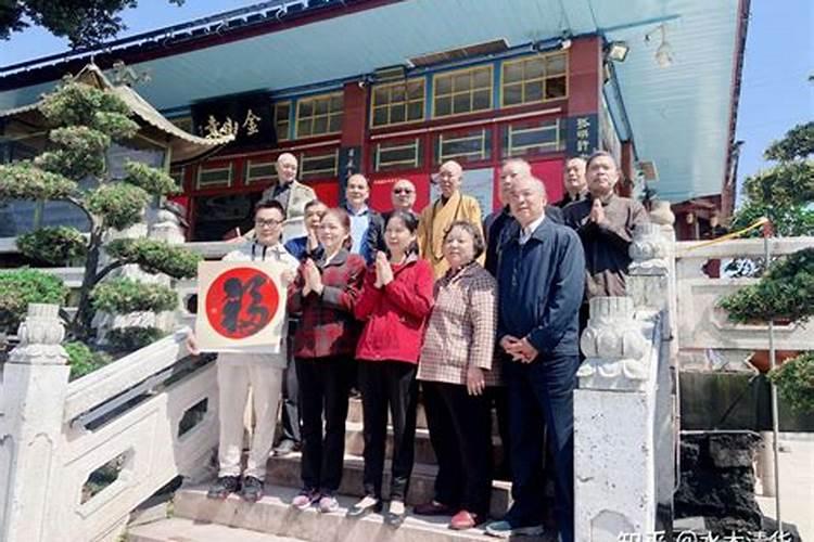 中元节晚上可以烧纸吗 烧纸在什么地方