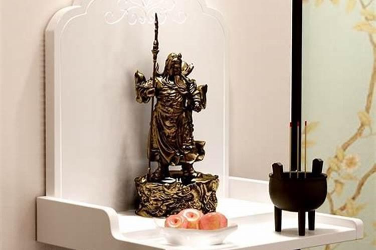 财神爷画像挂哪面墙