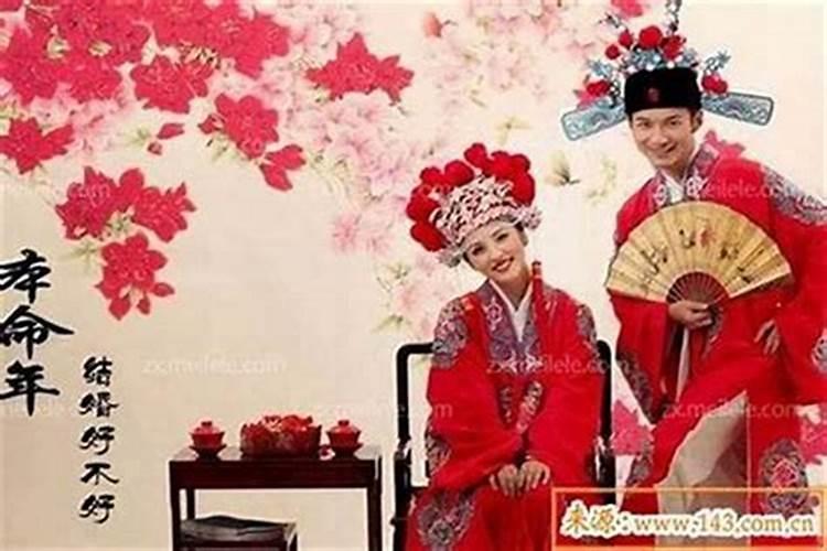 梦见孩子被蛇咬是什么意思