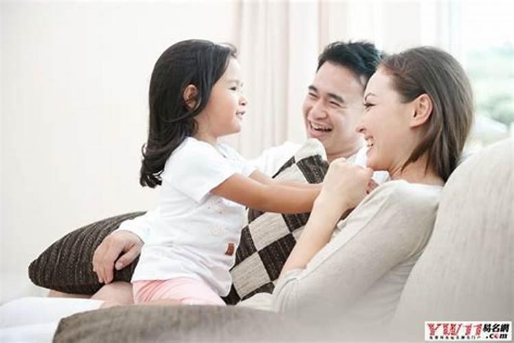 梦见和亲人一起在梦里笑出声音的预兆