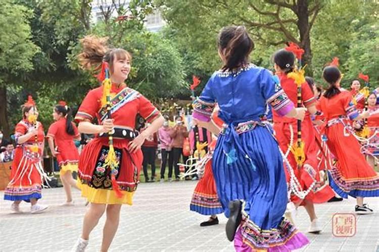 属兔人2025年运势及财运