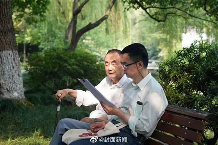 老年人去世,儿子要指路,怎么指啊？