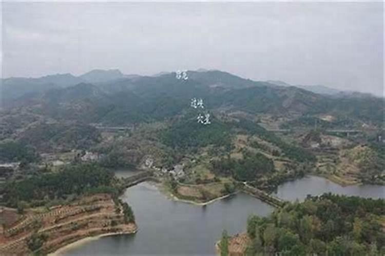 什么坟墓风水能出贵人哪些坟墓风水能出贵人