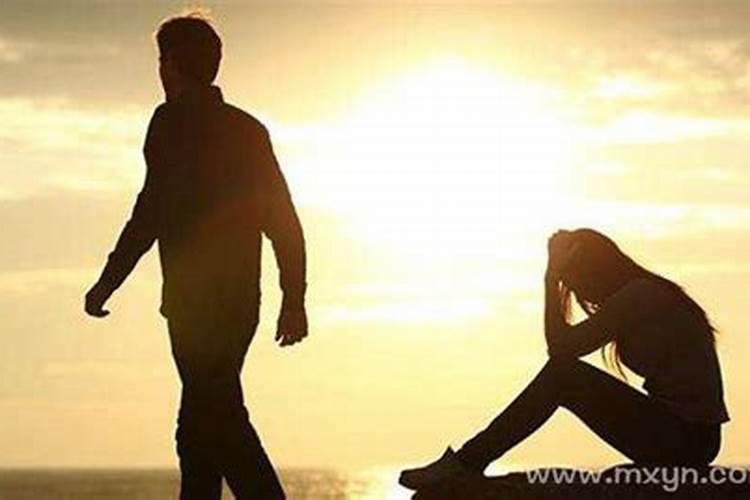 女人梦见好多人抬着棺材走