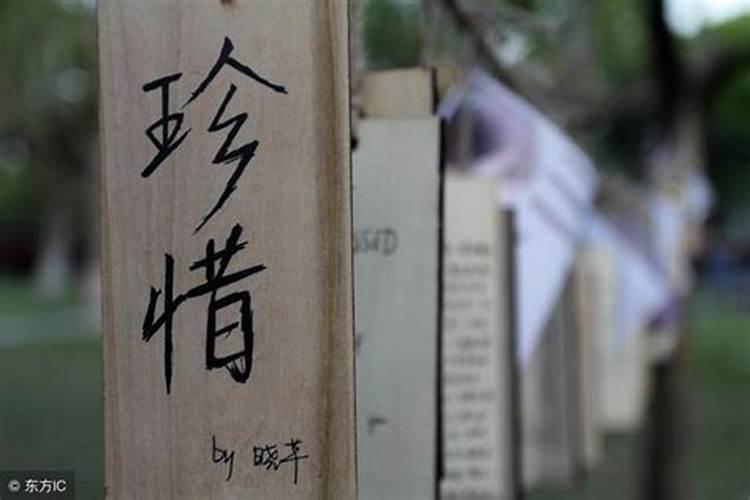 梦见奶奶去世前几个月的场景的预兆