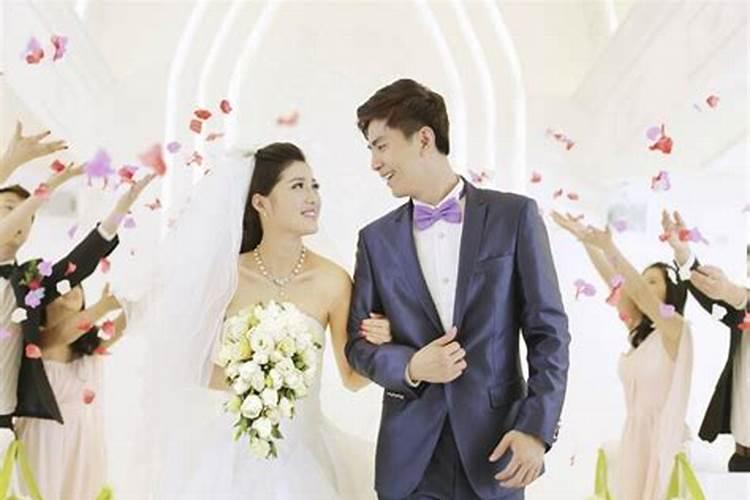 梦见和前夫结婚什么意思？