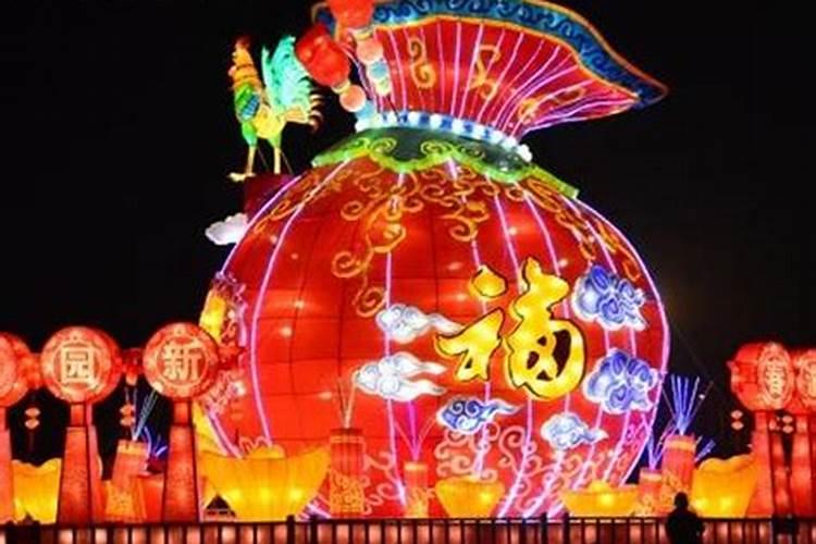自贡灯会卖学生票和老年票吗？过了元宵节看灯也是全部开灯吗？