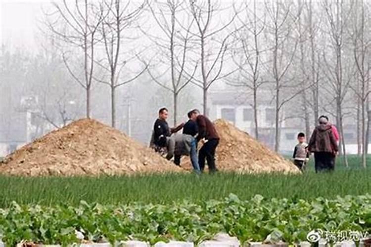 新坟什么时候送寒衣大家可以了解一下