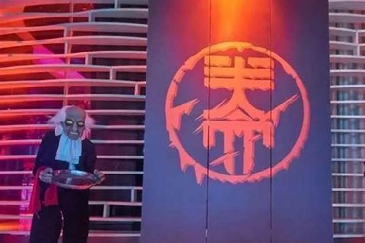 七月十五为什么要给过世的亲人烧纸呢？