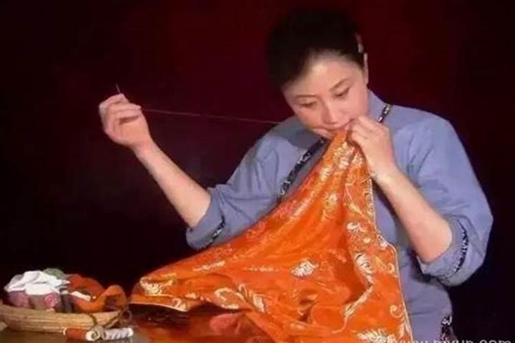 梦见男人帮我缝被子的预兆