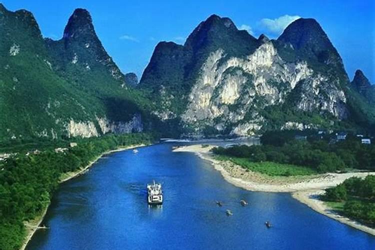 梦见旅游景点风景很美  梦见景点旅游是什么意思