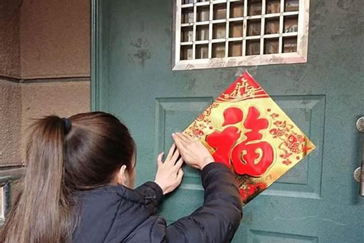 女命伤官年柱辛巳月柱七杀甲午日柱戊辰时柱庚申25年能碰见正缘吗百度...