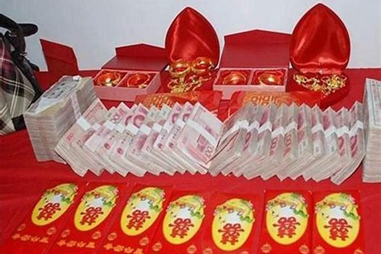 母亲为堕胎婴灵超度,供奉地藏菩萨,母亲名字刻在菩萨底座下面,会损福报...