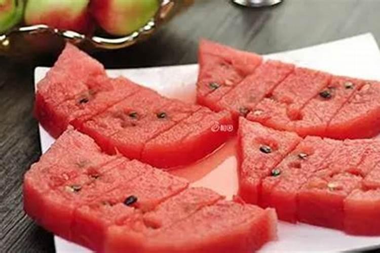 本命年虎年要穿红色吗