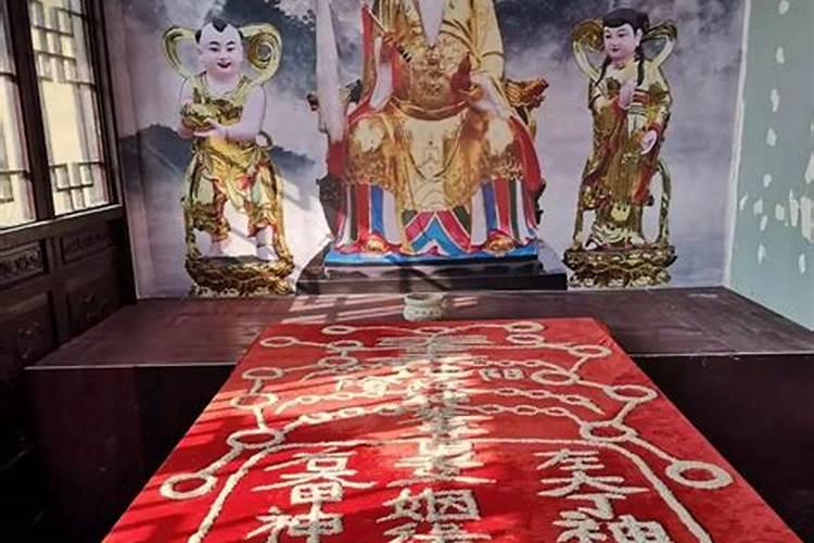 红鸾在十二宫男女