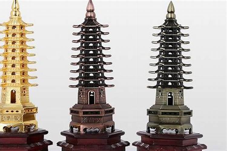 “又只一拳,太阳上正着,却似做了一个全堂水陆的道场,磬儿、钹儿、铙儿...