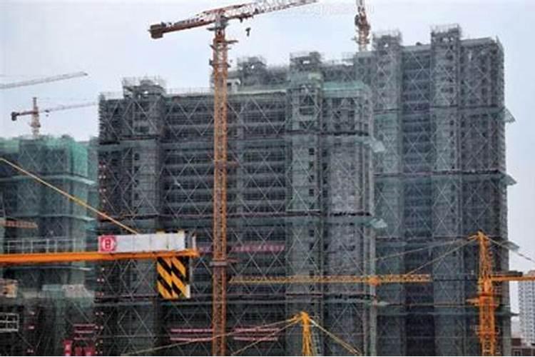 周公解梦梦见盖高楼有什么预示