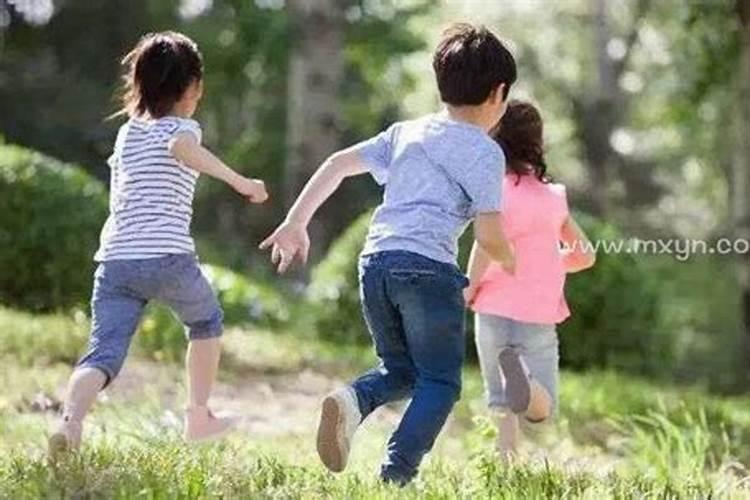 为什么总是梦见儿子小时候的情景暗示着什么？