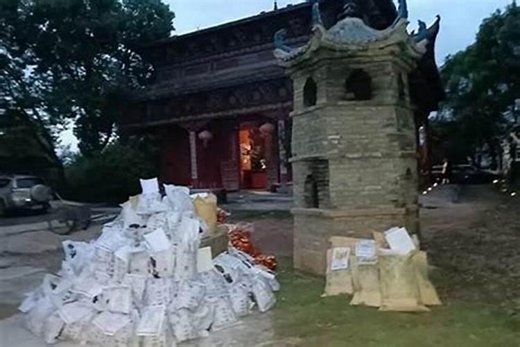 梦见向已故父亲磕头的预兆
