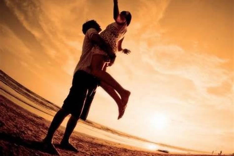 老公不上进、还不听劝,生活过得一塌糊涂,该不该离婚？
