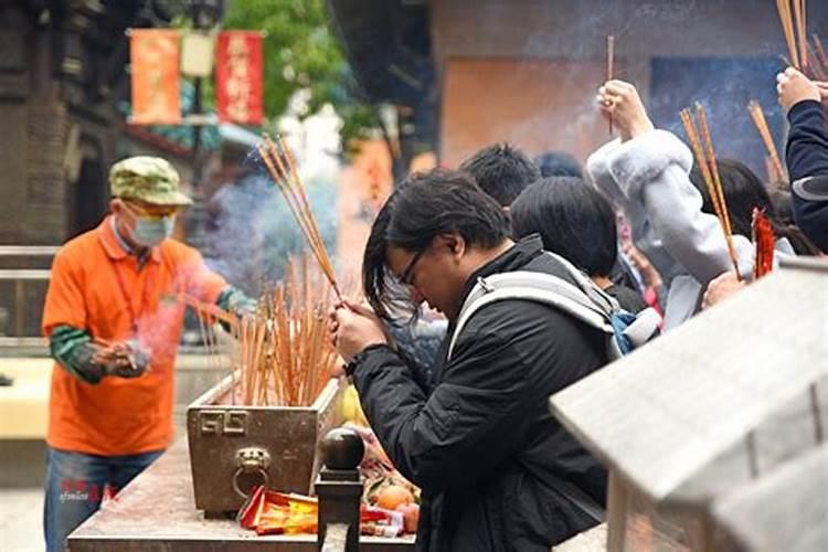 正月十五要祭祖吗