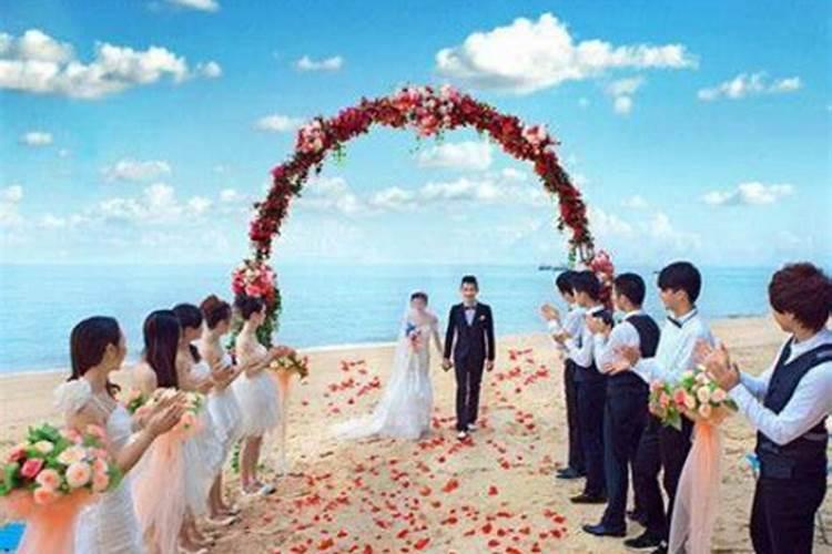 查询生辰八字佩戴水晶,帮我看看生辰八字适合佩戴什么样的水晶