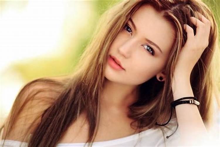 中秋节出生的女孩名字,我的女儿中秋那天生的,取什么名字的好呢？