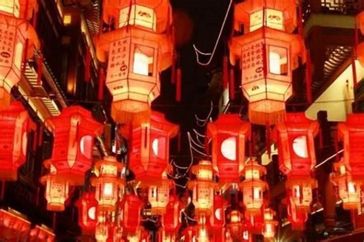 冲太岁怎么化解2025年