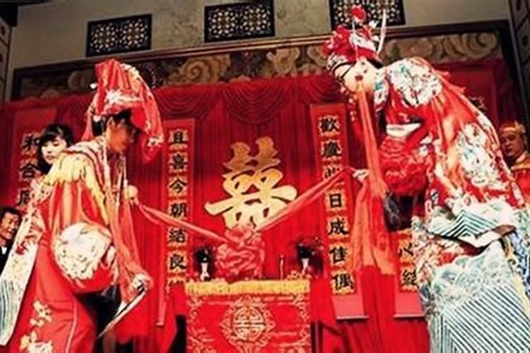 八字不合的两个人可以结婚吗？