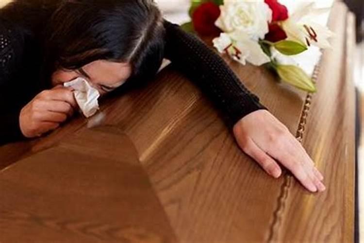 梦见死人头掉了是什么预兆？