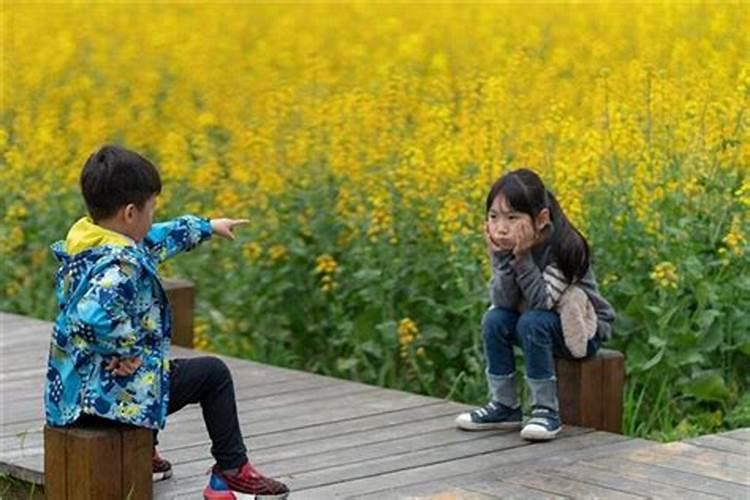 梦见陌生人吵架什么意思？