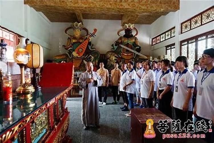 寺庙法事的邀请：一场心灵的洗礼