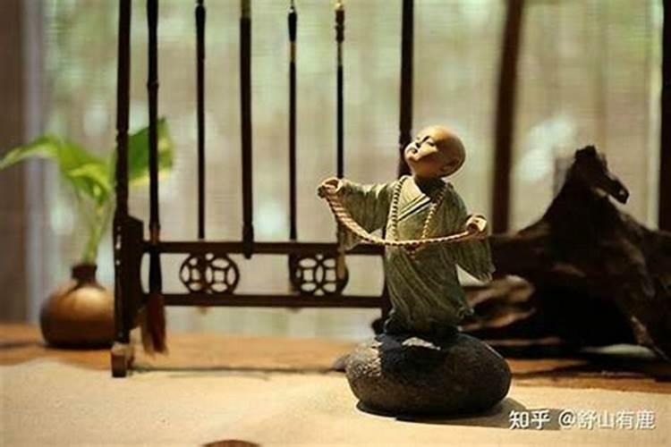 八字命理解析：犯了小人是什么意思？？