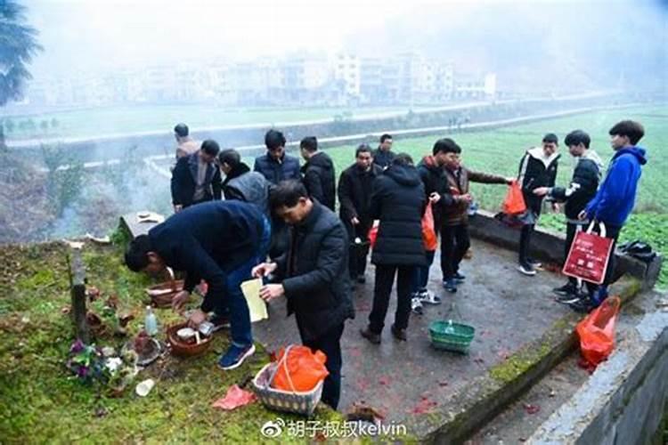 正月初一能不能去墓前祭祖？